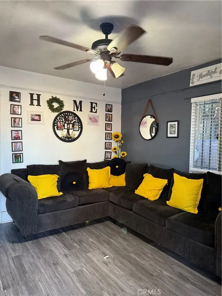 800 W 97th, Los Angeles, CA 90044 - Image #2