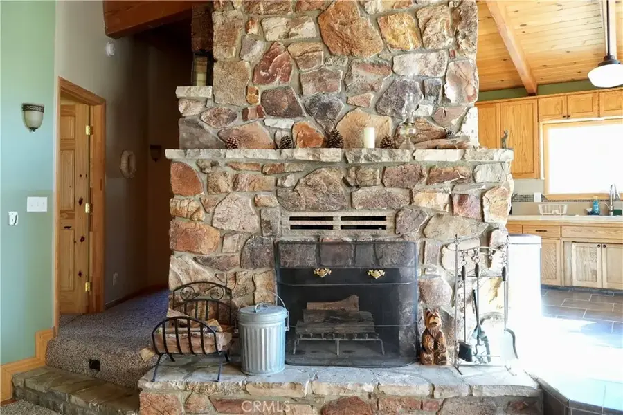 42958 Moonridge Rd, Big Bear Lake, CA 92315 - Image #3