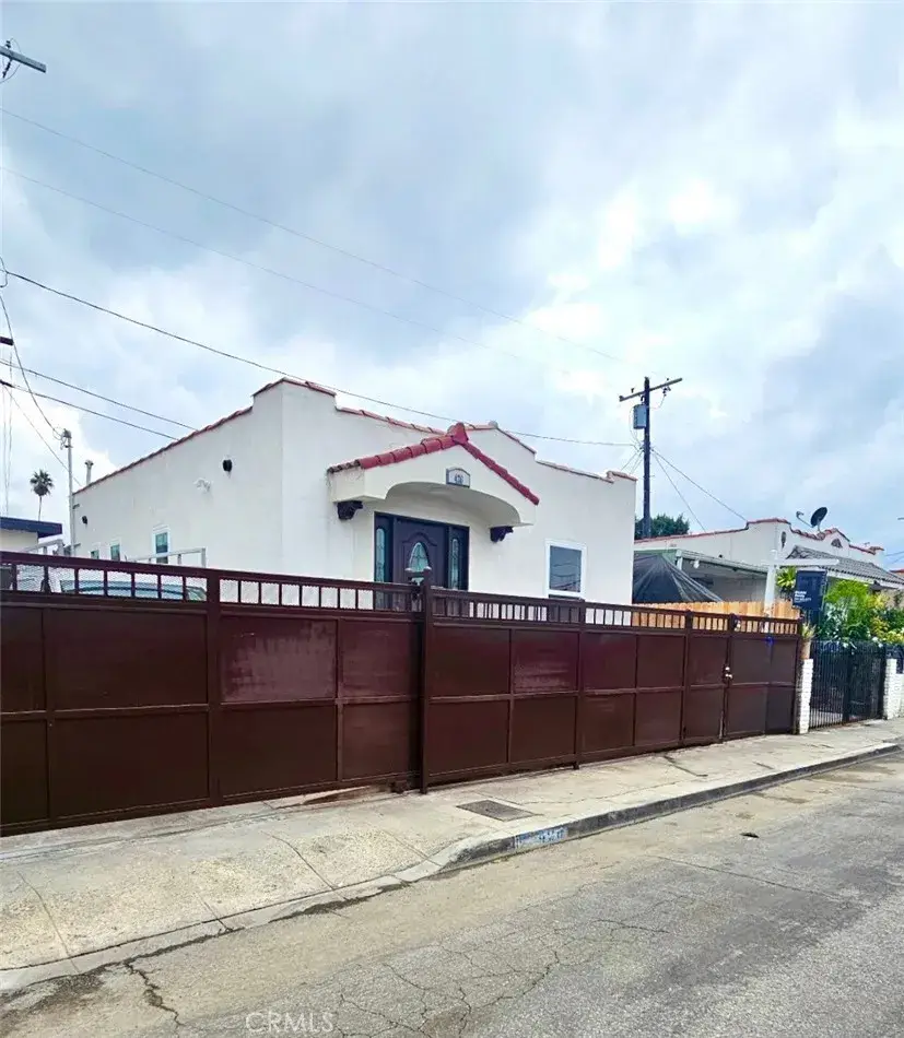 426 W 63rd, Los Angeles, CA 90003 - Image #2