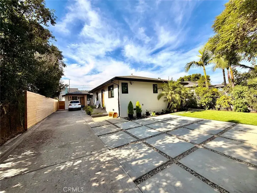 3007 S Hobart, Los Angeles, CA 90018 - Image #1