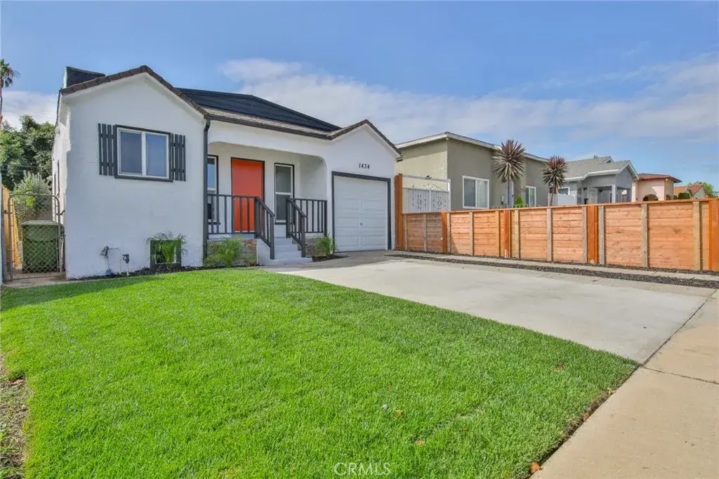 1434 W 92nd St, Los Angeles, CA 90047 - Image #1