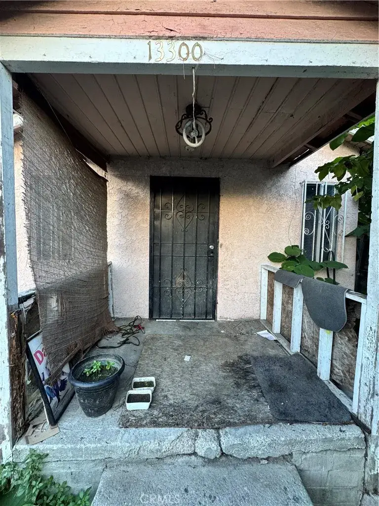13300 S Largo Avenue, Compton, CA 90222 - Image #3