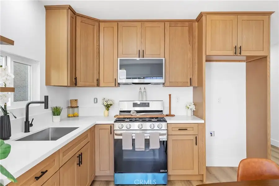 9008 Baring Cross, Los Angeles, CA 90044 - Image #3