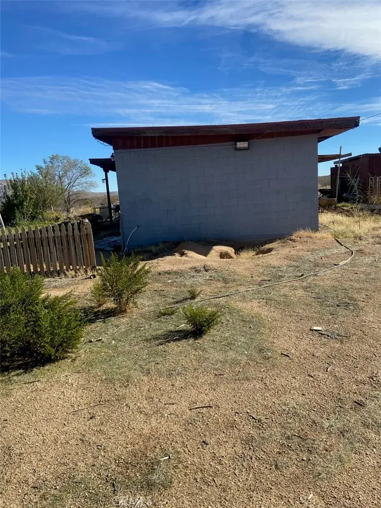 11061 Tujunga, Apple Valley, CA 92308 - Image #2