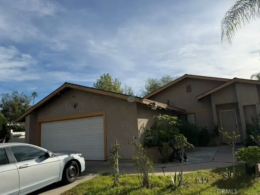 17053 Pinedale Court, Fontana, CA 92335 - Image #2
