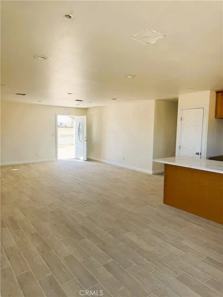 9348 S Loop Boulevard, California City, CA 93503 - Image #2