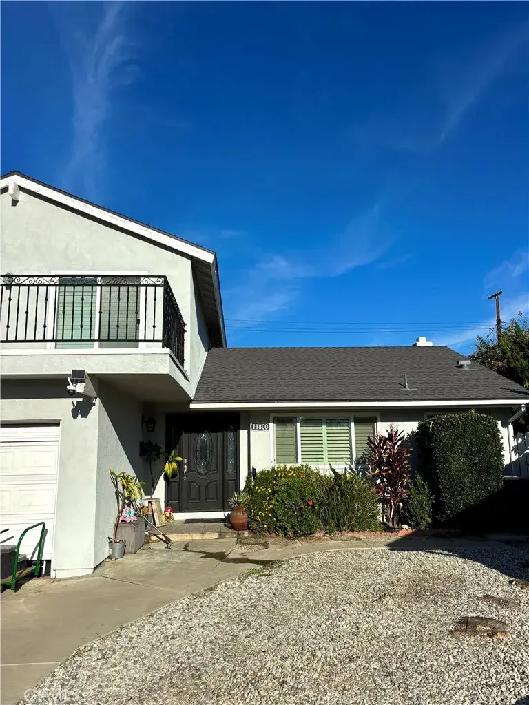 11800 Gager, Sylmar, CA 91342 - Image #3