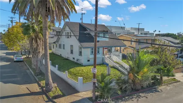 152 N Benton, Los Angeles, CA 90026