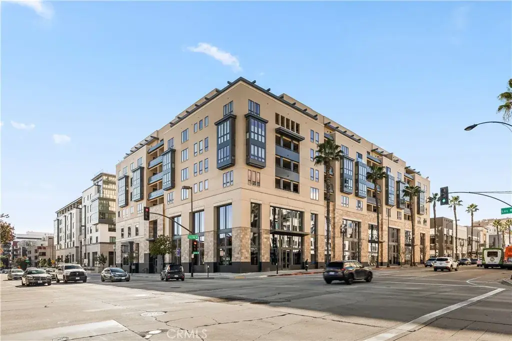 39 S Los Robles Avenue #3001, Pasadena, CA 91101 - Image #1