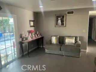 2110 E 20th Street, Santa Ana, CA 92705 - Image #3