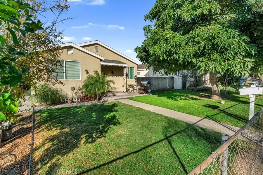 289 E Heath, Long Beach, CA 90805 - #2