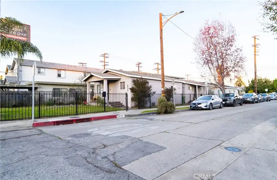 8230 Compton, Los Angeles, CA 90001 - Image #3