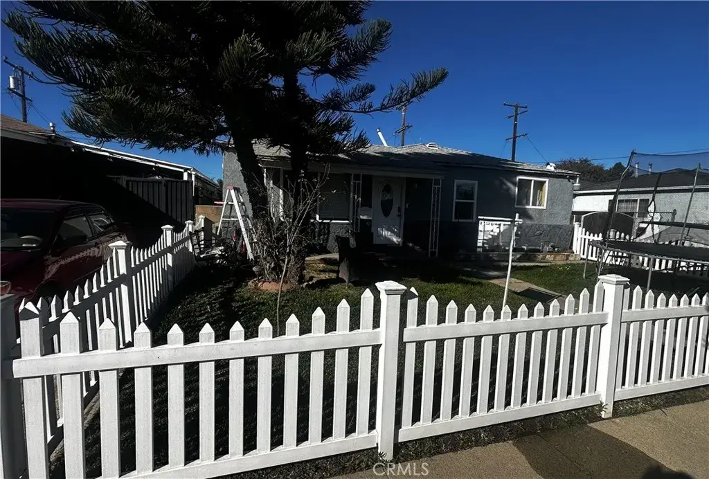 2109 N Bahama, Los Angeles, CA 90059 - Image #1