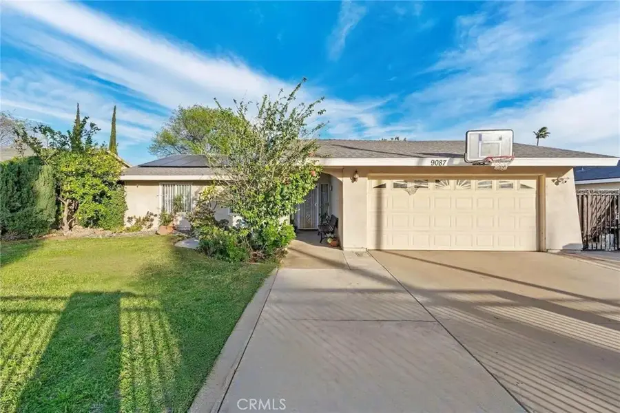 9087 Rosecrest, Fontana, CA 92335 - Image #2