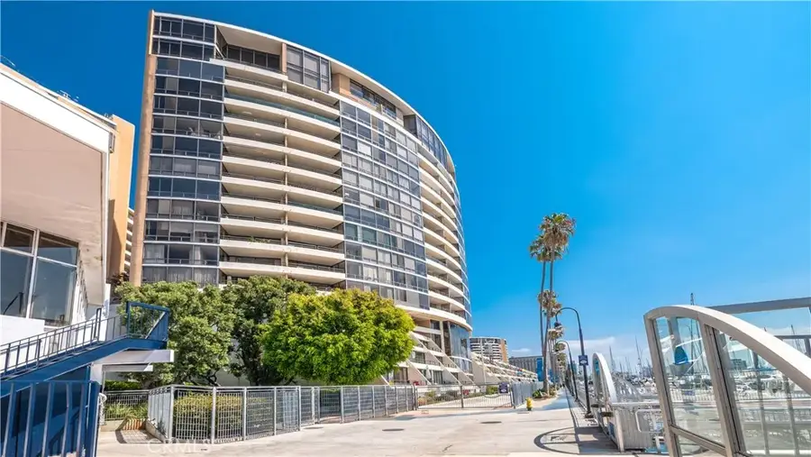 4265 Marina City Drive #811, Marina Del Rey, CA 90292 - Image #3
