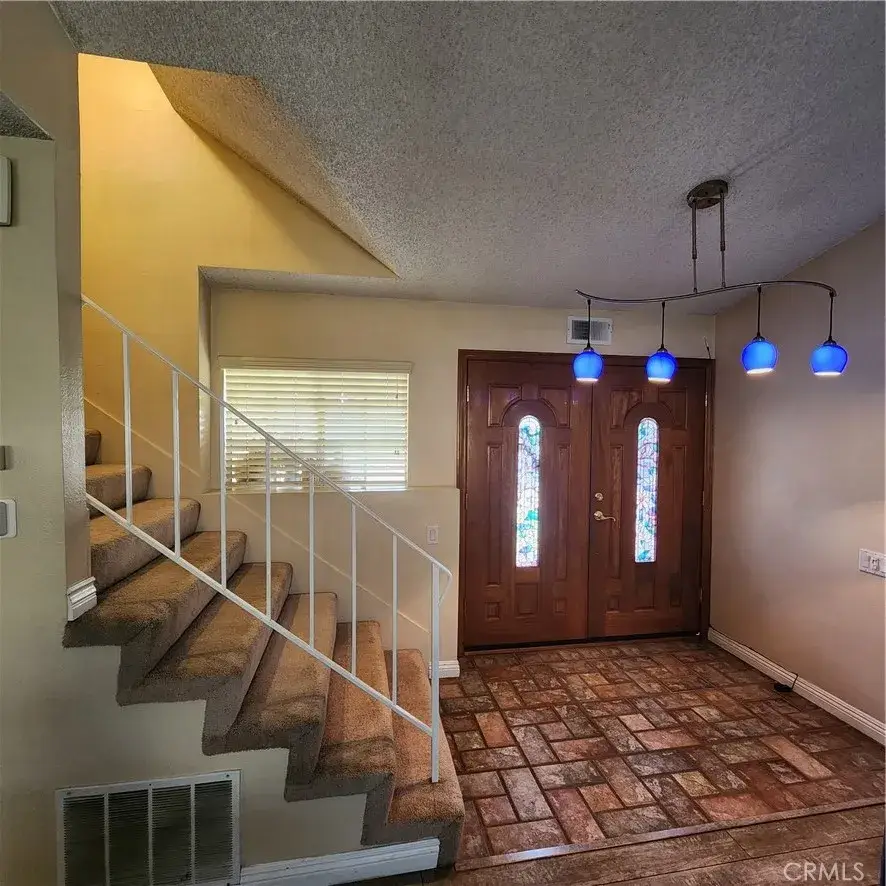 5573 Pueblo Court, Commerce, CA 90040 - #3