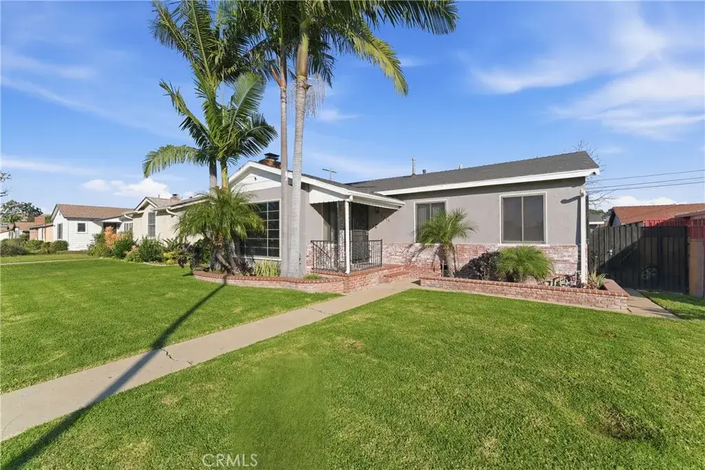 9716 S Van Ness, Los Angeles, CA 90047 - Image #1