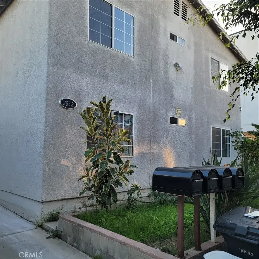 2632 W 16th, Los Angeles, CA 90019 - Image #2
