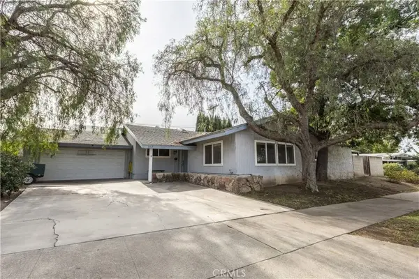 910 E Glendale, Orange, CA 92865