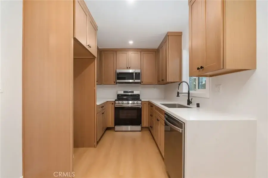 9153 Beech Ave, Fontana, CA 92335 - Image #3