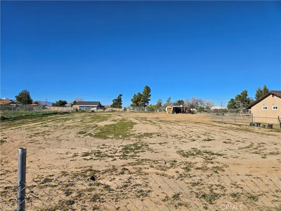11558 Hemlock, Hesperia, CA 92345 - Image #3