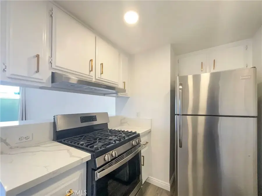 14735 Victory, Van Nuys, CA 91411 - #3