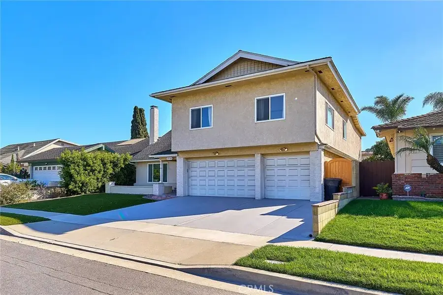 23706 Livewood Lane, Harbor City, CA 90710 - Image #2