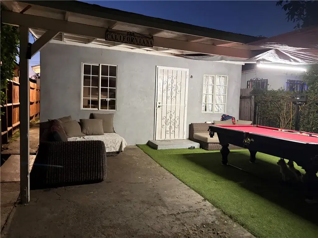 8637 Holmes, Los Angeles, CA 90002 - #1