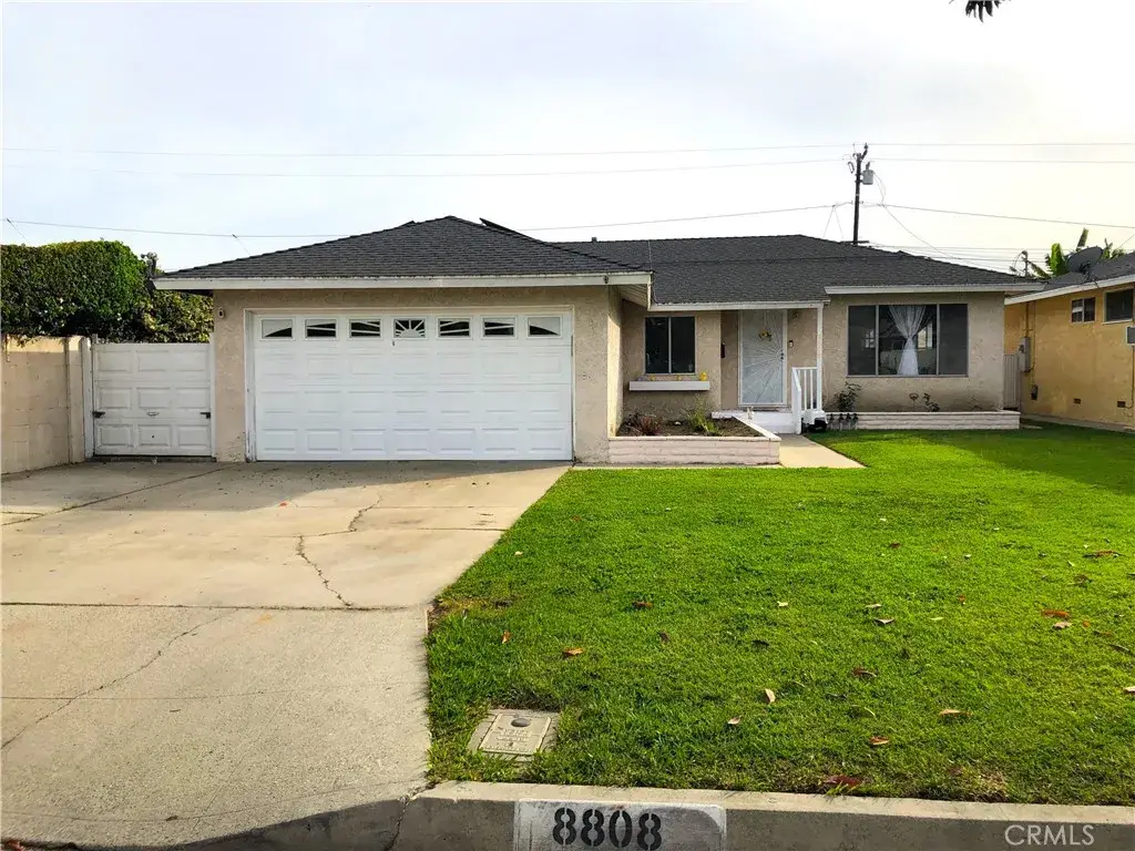 8808 Olive, Bellflower, CA 90706 - #1