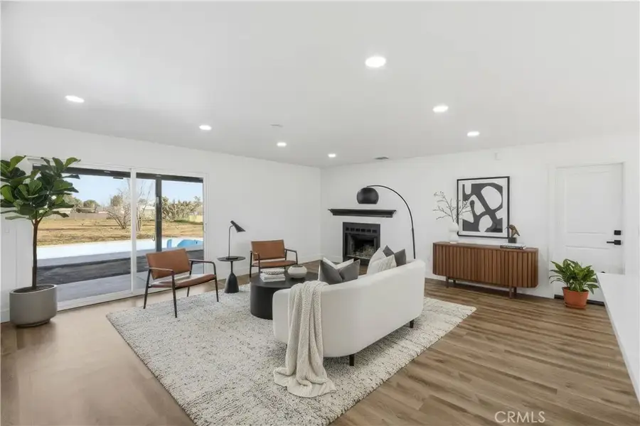 15000 Wells Fargo, Hesperia, CA 92345 - #3