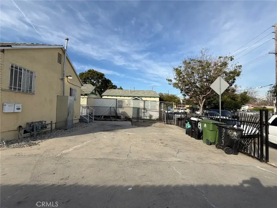 8115 S San Pedro, Los Angeles, CA 90003 - #2