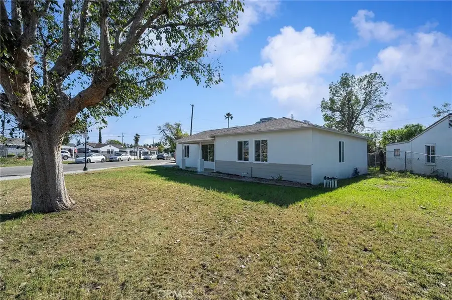 8326 Greenpoint, Riverside, CA 92503 - Image #3