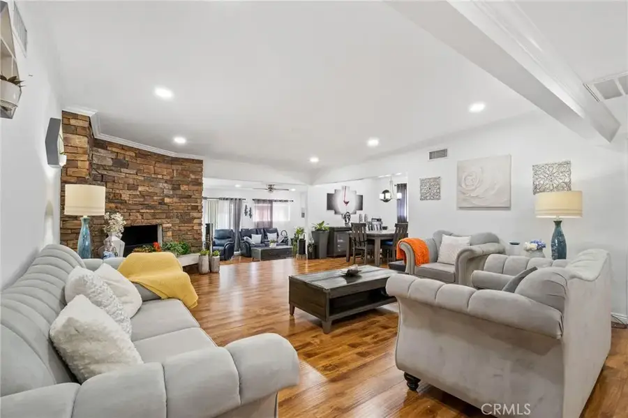 14870 Hubbard, Sylmar, CA 91342 - #2