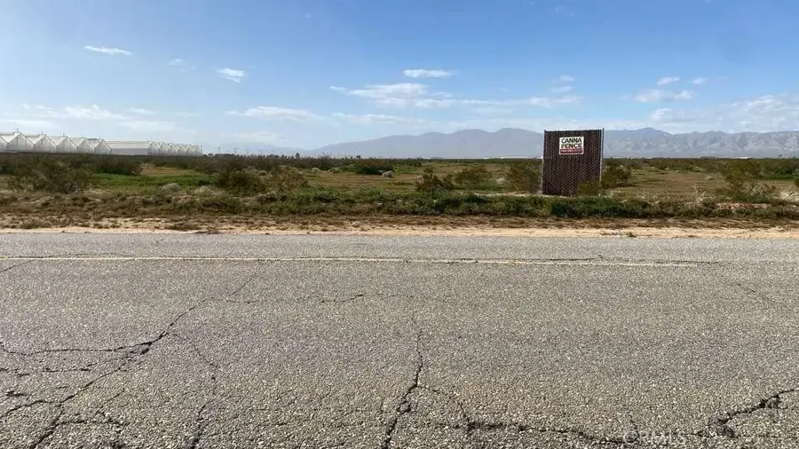 0 Neuralia, California City, CA 93505 - #2