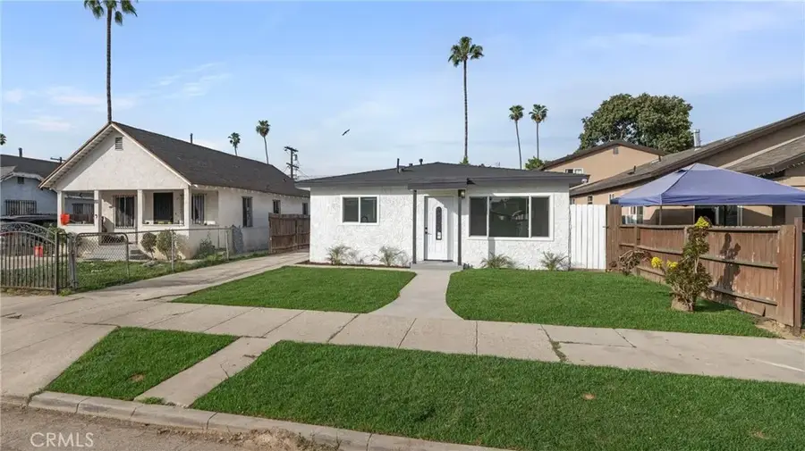 217 E 77th Street, Los Angeles, CA 90003 - #2
