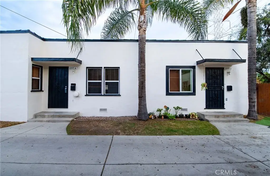 8995 Victoria, South Gate, CA 90280 - #1