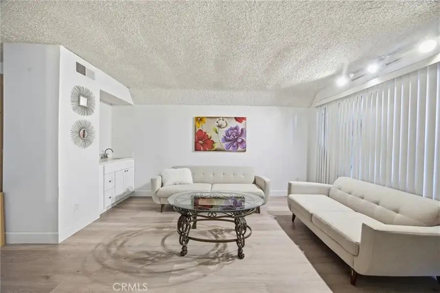 1239 W Rosecrans #11, Gardena, CA 90247 - #2