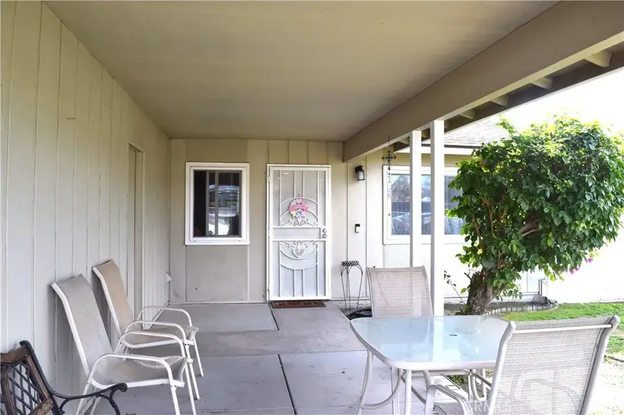 3317 Center, Bakersfield, CA 93306 - #3
