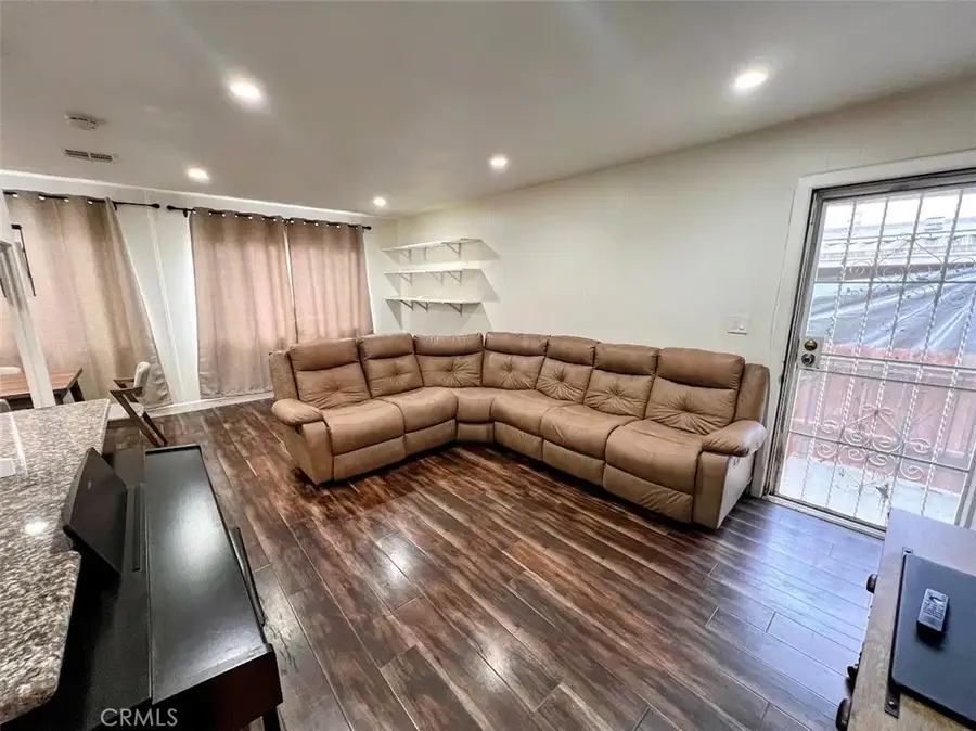 16600 Orange #124, Paramount, CA 90723 - #2