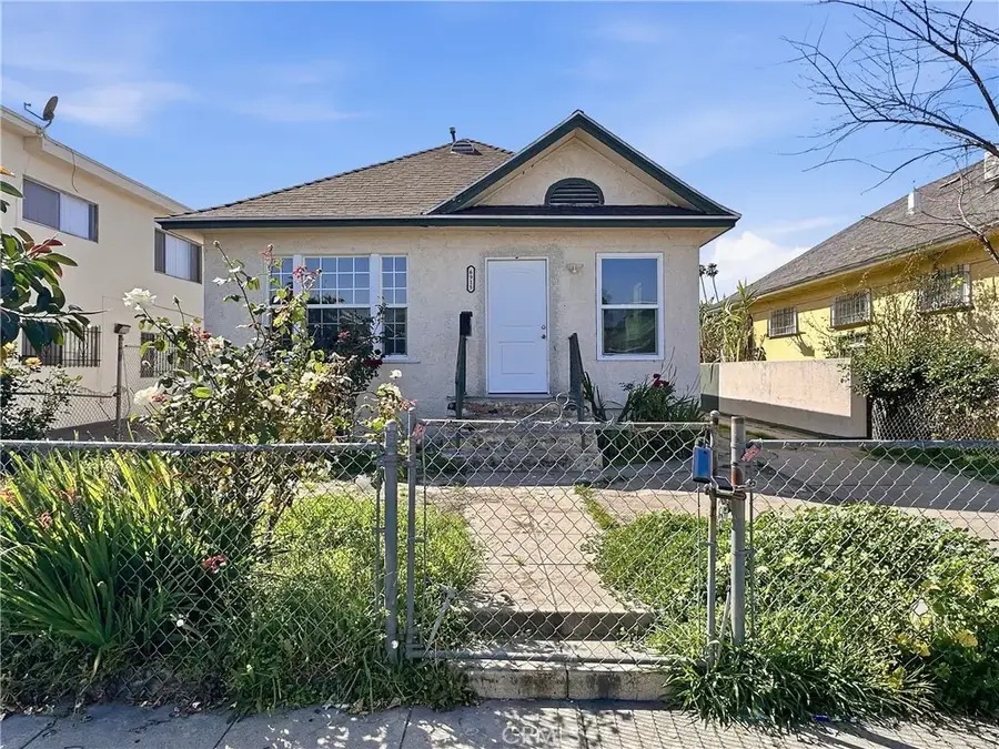 6915 Bonsallo, Los Angeles, CA 90044 - #2