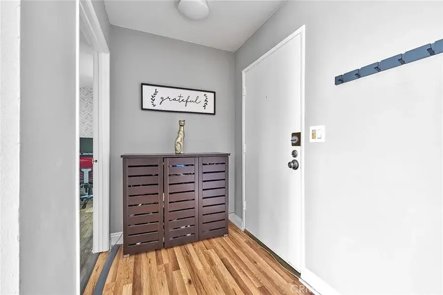 244 S La Fayette Park #301, Los Angeles, CA 90057 - #3