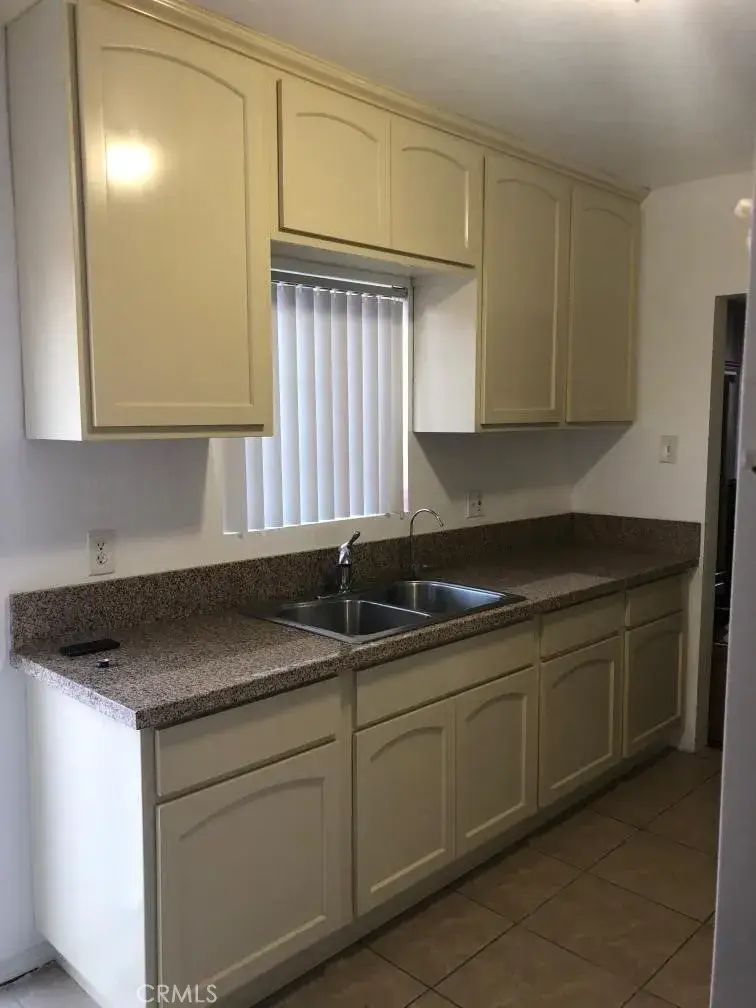 623 623 E 76th St, Los Angeles, CA 90001 - #2