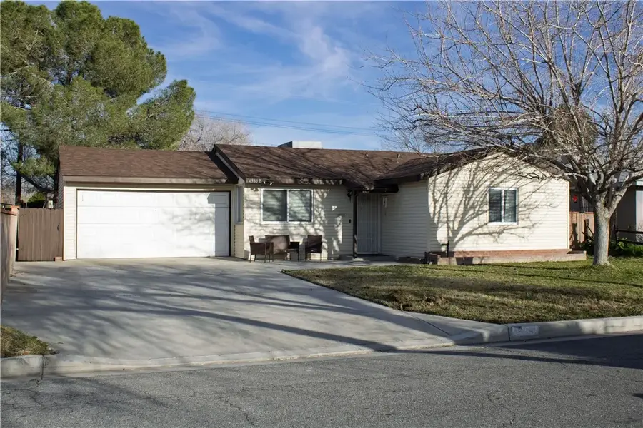 45332 12th St W, Lancaster, CA 93534 - #2