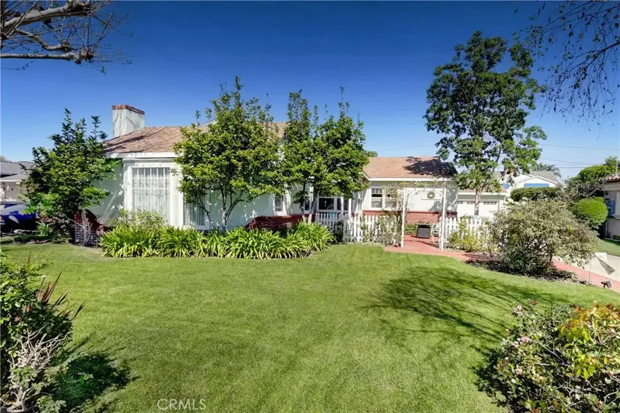 7457 3rd Street, Downey, CA 90241 - #2