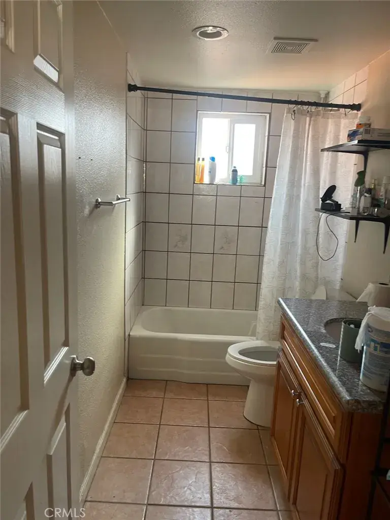 15823 Walnut, Hesperia, CA 92345 - #3