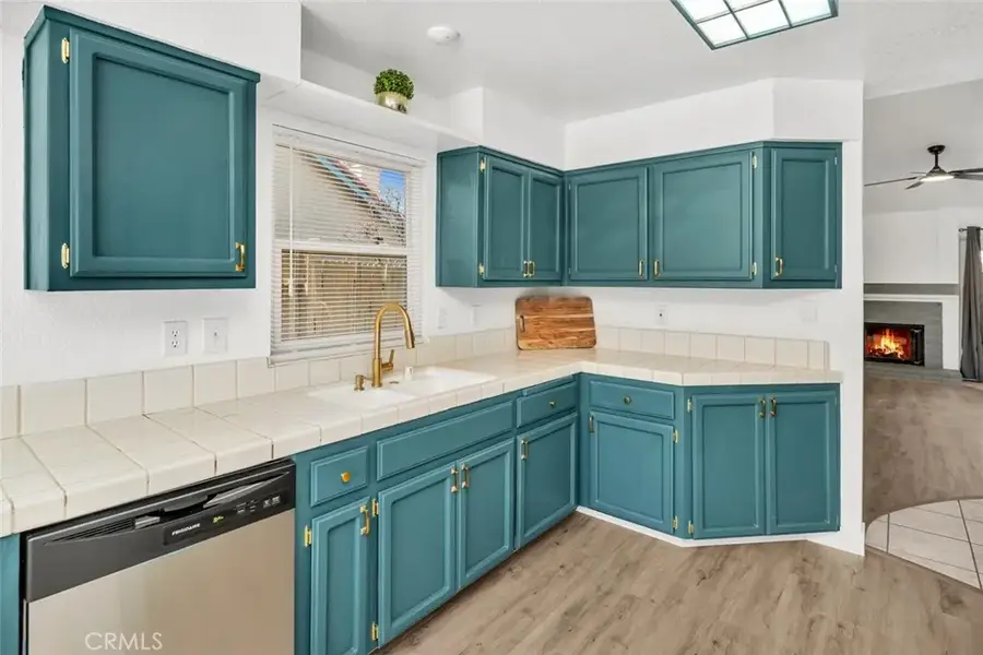 7704 River Mist Avenue, Bakersfield, CA 93313 - #3