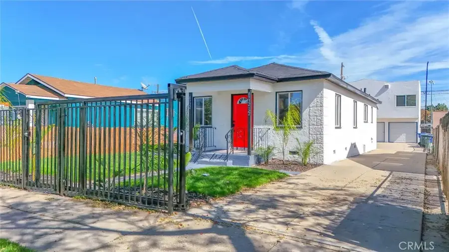 8932 Orchard, Los Angeles, CA 90044 - #2