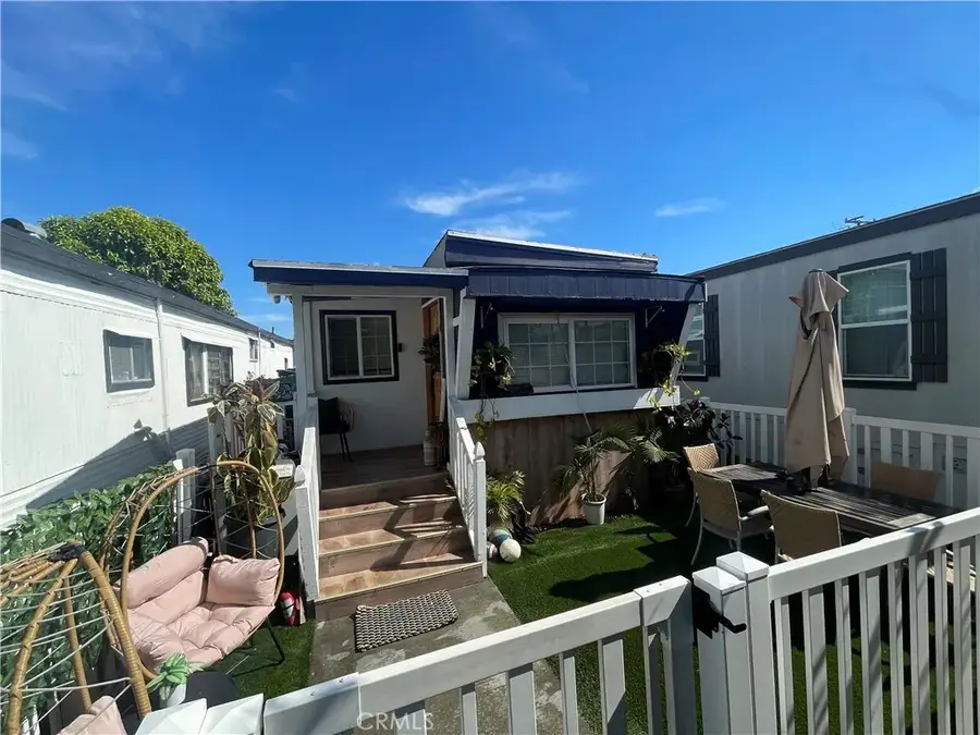 12265 Woodruff, Downey, CA 90241 - #2