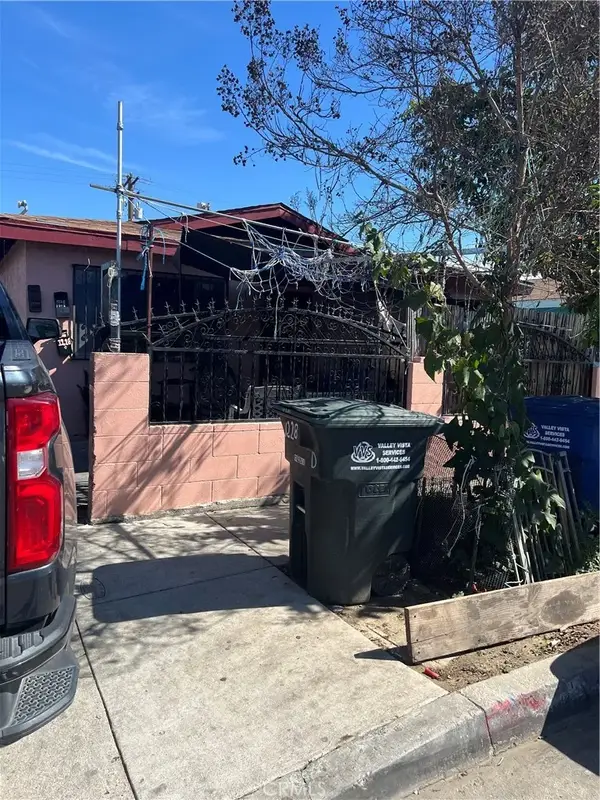 1228 S Ditman, Los Angeles, CA 90023