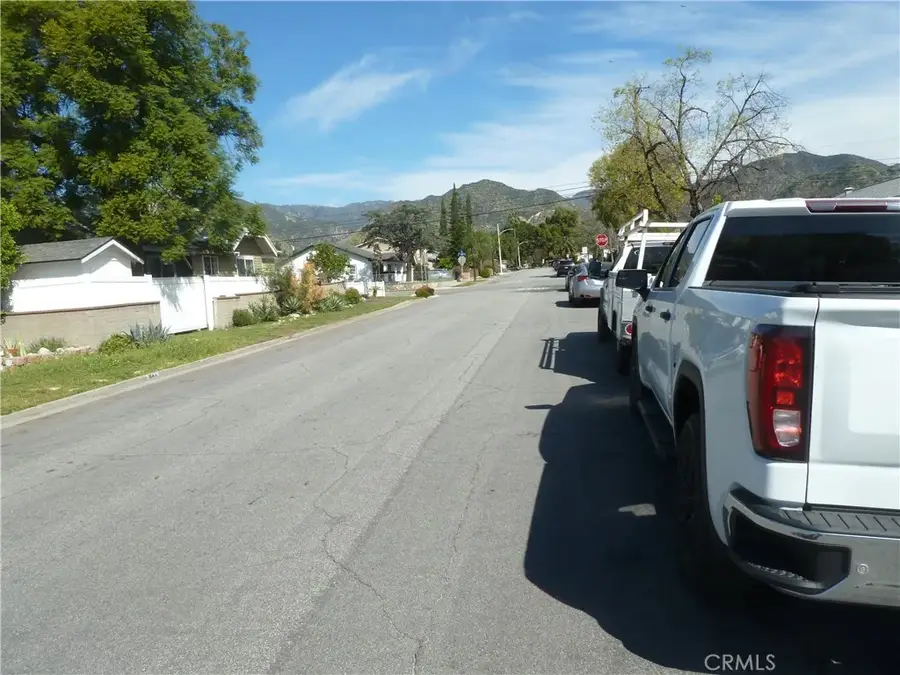 936 N Enid, Azusa, CA 91702 - #3